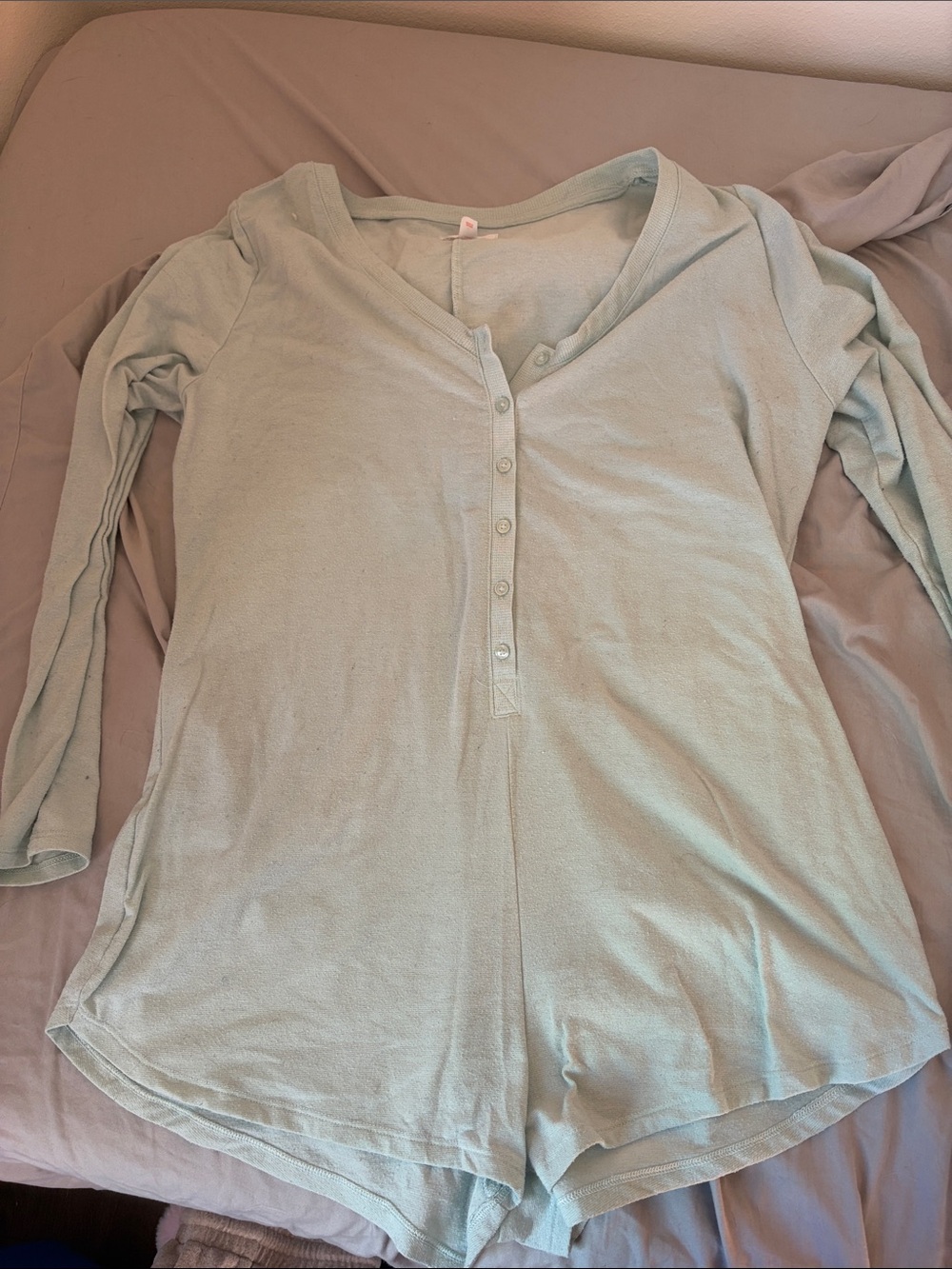 Colsie Mint Green Long Sleeve Henley Top